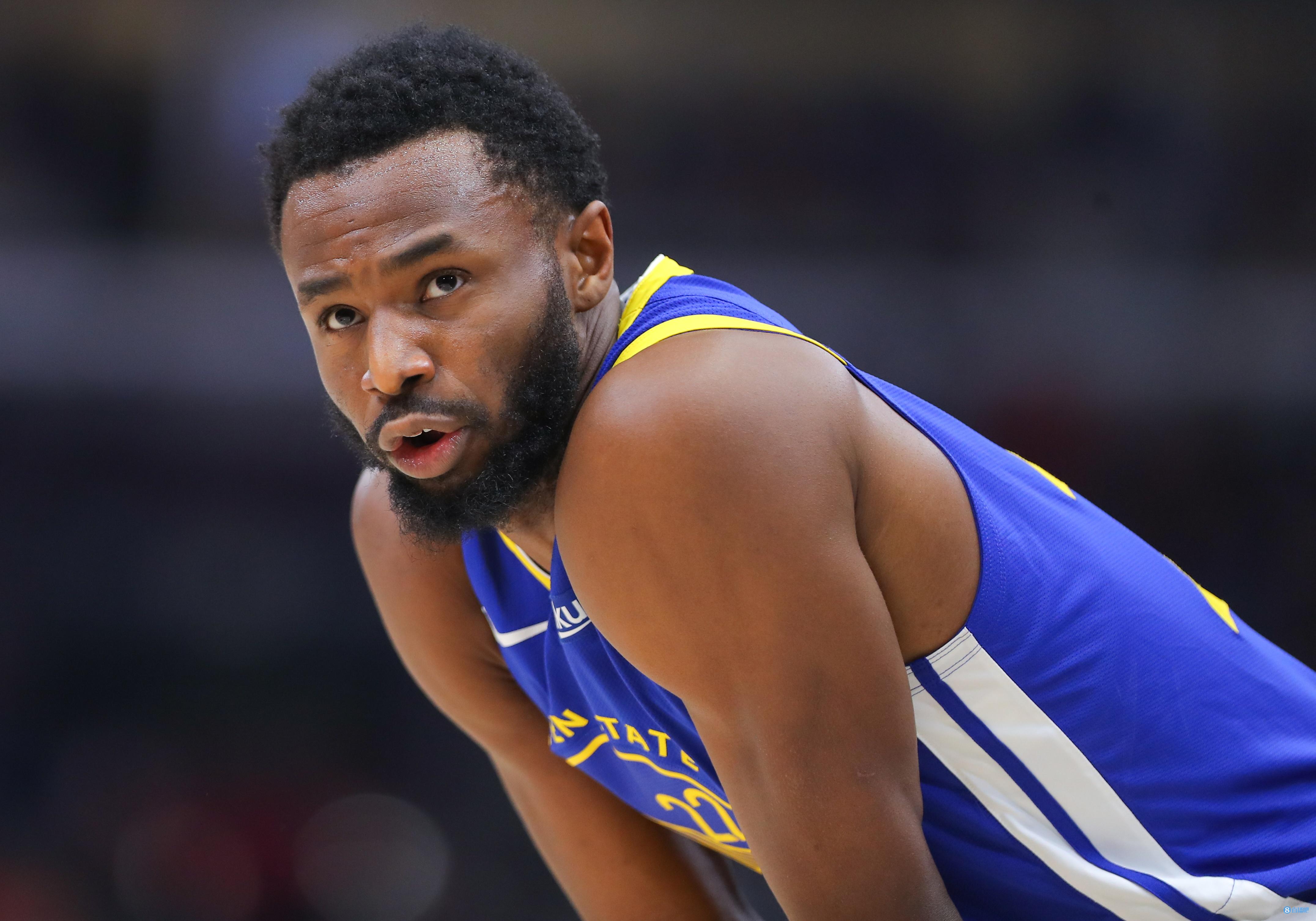 黄蜂鏖战希腊男篮，米切尔关键制胜的简单介绍