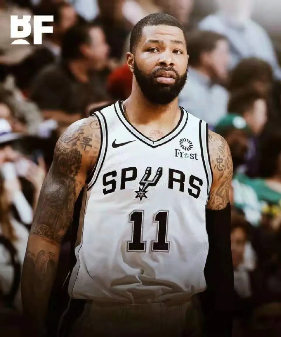 菲律宾男篮完胜马刺，莫里斯送出助攻