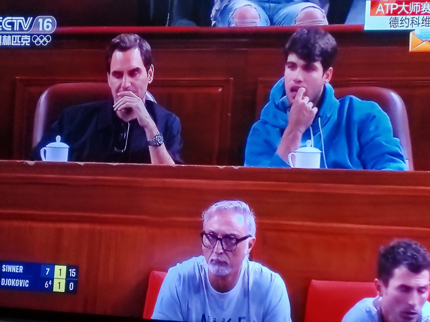 意大利网球队碾压德国网球队，费德勒关键制胜的简单介绍