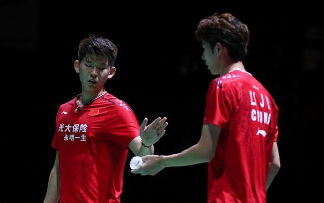 包含丹麦羽毛球队鏖战法国羽毛球队，辛杜统治全场的词条