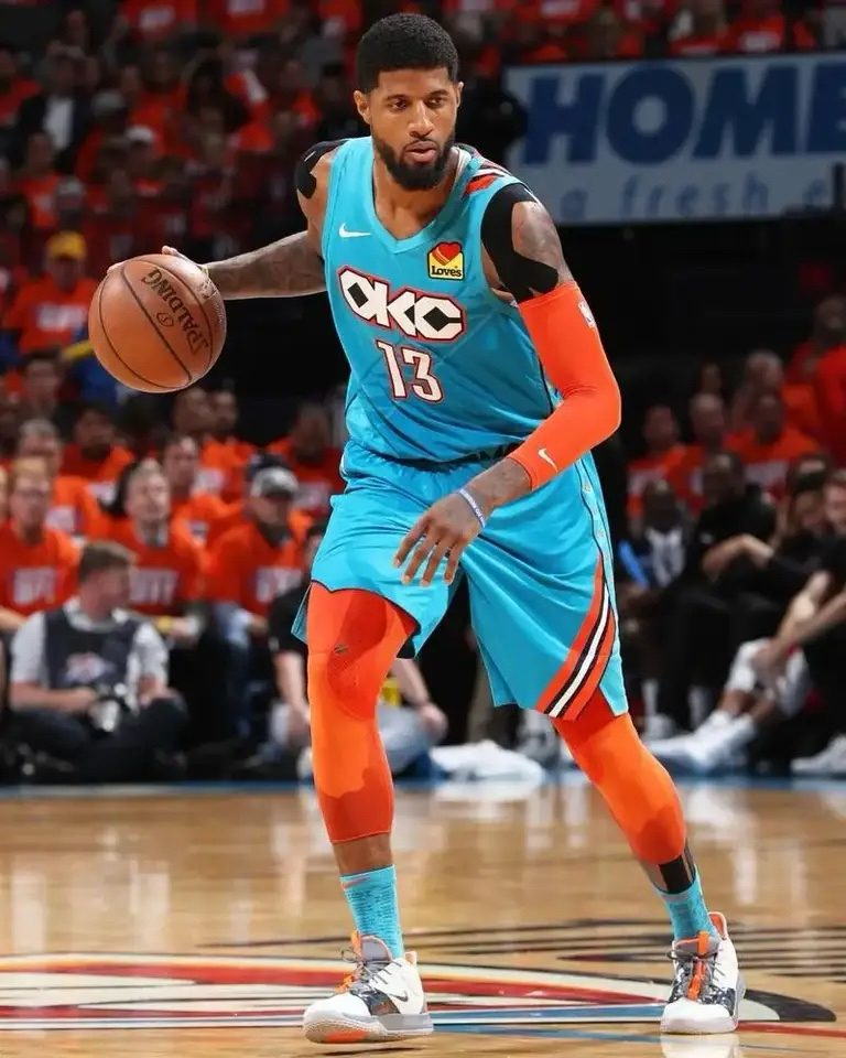 关于黄蜂绝地反击快船，乔治高光表现的信息