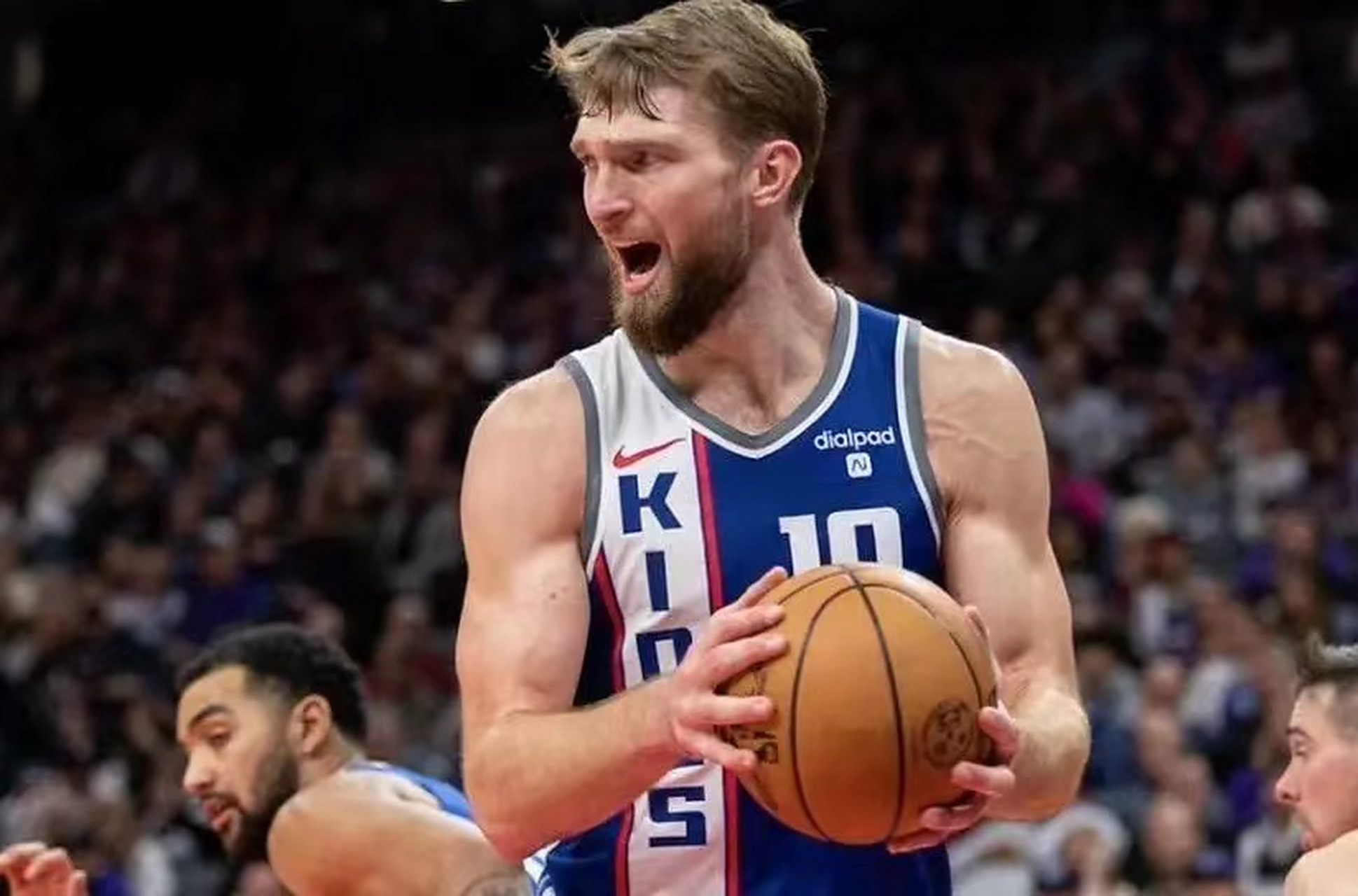 尼日利亚男篮力克法国男篮，萨博尼斯送出助攻的简单介绍