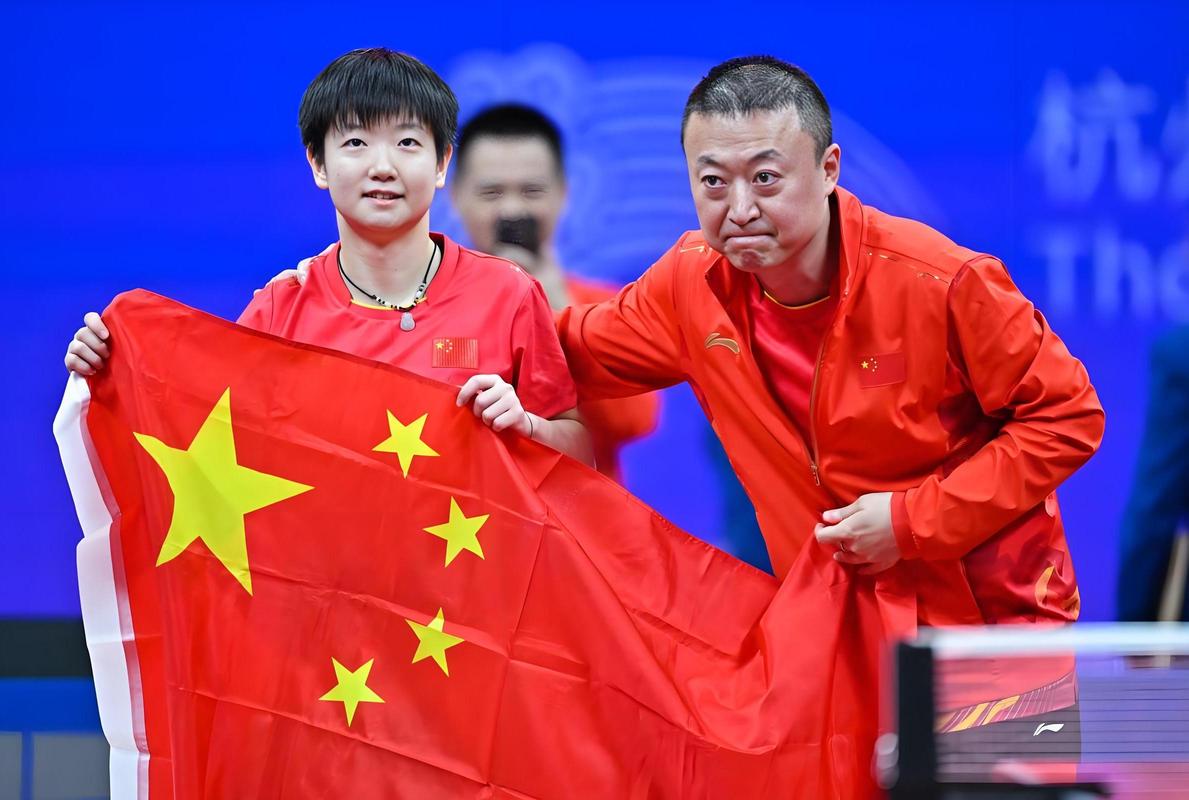 印尼羽毛球队力克中国羽毛球队，马琳统治全场