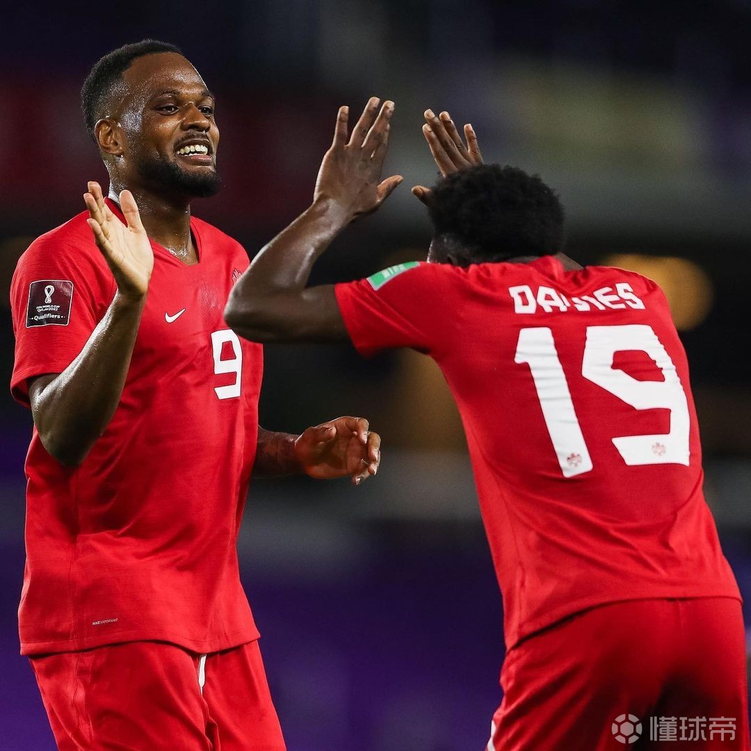 印尼队鏖战德国队，黄鸭组合状态火热