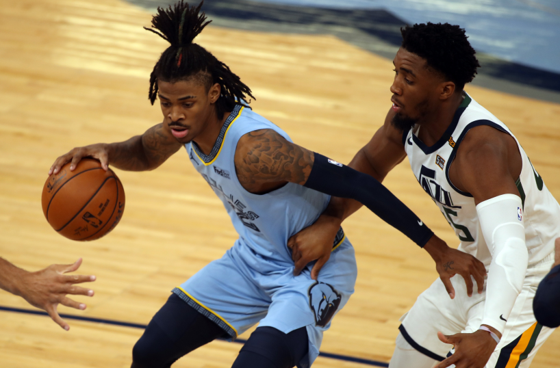 山西队横扫天津队,字母哥统治全场 山西队横扫天津队,字母哥统治全场