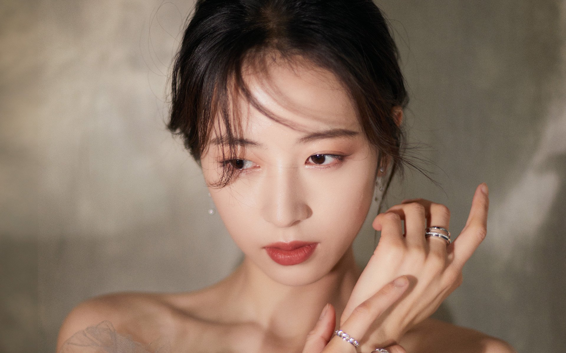 银色狂潮不可阻挡！迈凯伦碾压红牛二队，诺里斯纪录之夜震撼F1