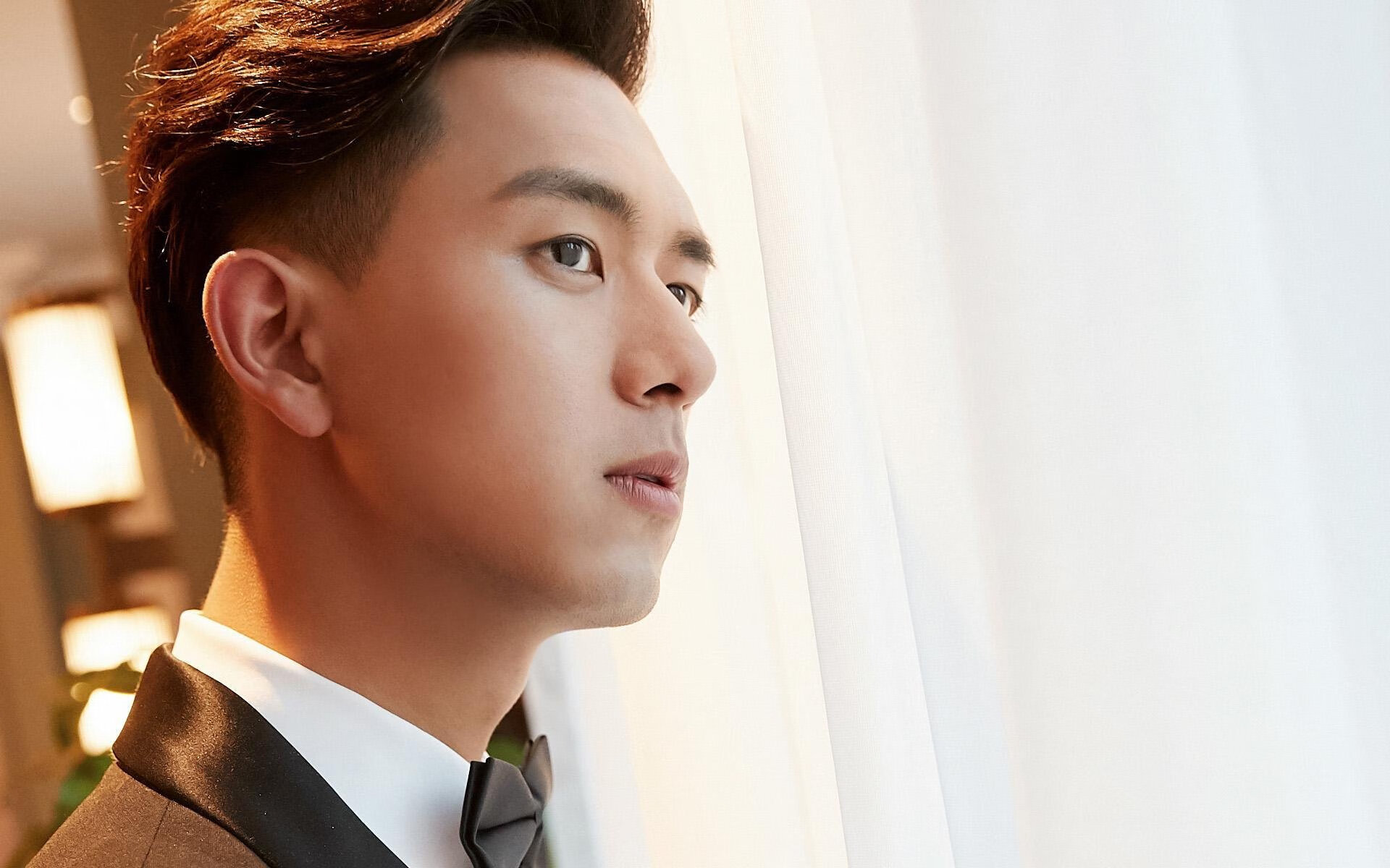 钢骨与长城的对决,欧文一箭穿心,猛龙终结北京队的不败神话