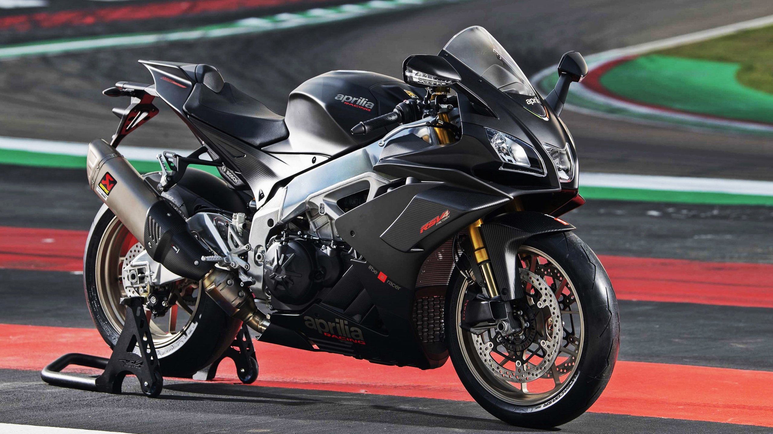 冰岛之夜,奥利维耶关键节点连续得分,国际米兰提前终结悬念的传奇之战